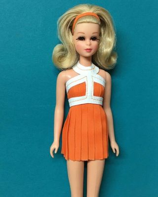 Yes it ' s Vintage Barbie Cousin Blonde No Bangs Francie Doll byApril 4