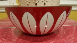 Vintage True Red Cathrineholm Enamelware Lotus Bowl 9.  5 