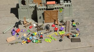 Vintage Playmobil 3666 Kings Large Castle Mostly Complete, 2