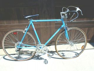 Vintage Schwinn Le Tour Japan Road Bike In Opaque Blue Bicycle