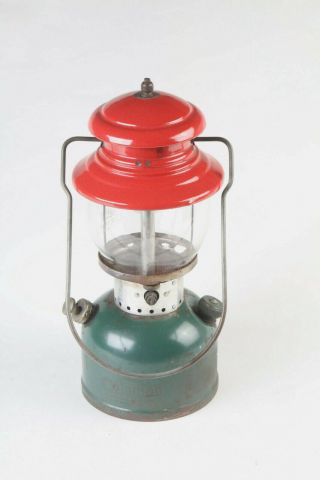 4 vintage coleman Camping Lantern 200A 