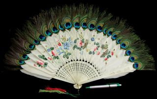 Good Antique Chinese Carved Painted Feather Brise Export Fan Eventail 1870 清朝 同治
