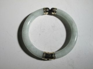 Vintage 14k Yellow Gold Semi Translucent Green Jade Hinged Bracelet 58 Gr 7.  5 In