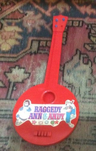 Vintage Raggedy Ann & Andy Banjo Plastic Toy Child 