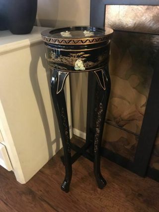 Asian Black Lacquer Accent Stand / Table