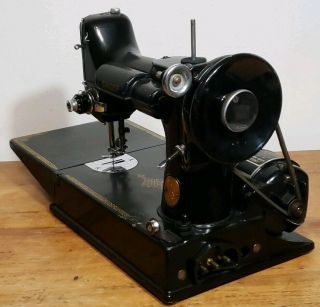 Vintage Singer Featherweight 221 - 1 Sewing Machine With Case 11