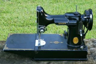 Vintage Singer Featherweight 221 - 1 Sewing Machine With Case