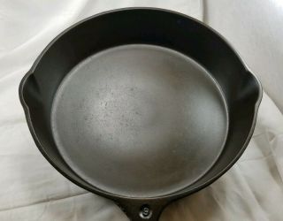 Vintage WAPAK HOLLOW WARE INDIAN HEAD 9 Cast Iron Skillet Seasoned 5