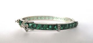 Deco Sterling Silver 1/4 - Inch Wide Emerald Paste Buckle Bangle Bracelet