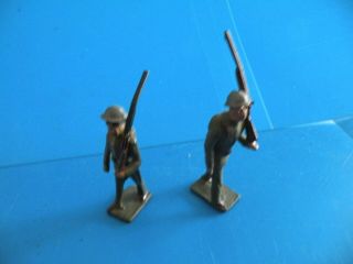 Vintage Marching 2 Soldiers ? Gas Masks Lead Toy Figures Z9