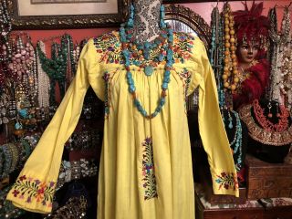 Absolutely Yellow Vintage Mexican Oaxacan Embroidered Dress Size M/L 3