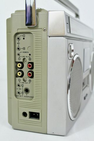 Panasonic RX - 5090 AM - FM Vintage Stereo Cassette Boombox 9