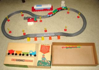 Vintage Child Guidance Toys Train Set Complete 3507