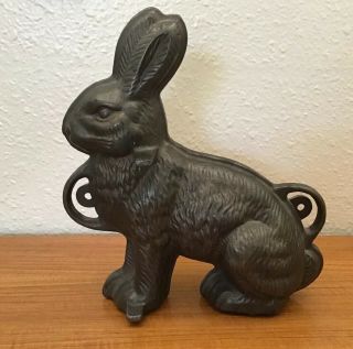 Vintage Griswold Cast Iron Bunny Rabbit Cake Mold 862 & 863 Erie Pa Stands Up