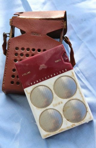Rare Vintage Kowa Transistor Radio Kt - 61