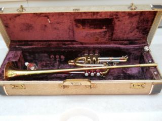 Antique Getzen Deluxe Elkhorn Trumpet Serial 82700 37 1/2 " Long W/ Case