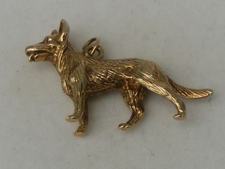 A Heavy Vintage 6.  1gm 9ct Gold Large German Shepherd/malinois Dog Charm/pendant