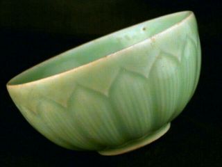 Unusual Chinese Qing Dy Longchun Green Glaze Porcelain Lotus Bowl P117