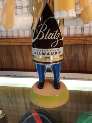 VINTAGE BLATZ BEER CAN MAN ADVERTISING FIGURE BACK BAR STATUE (PRISTINE COND. ) 5