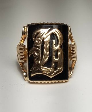 Estate Gents 10k Yellow Gold Onyx Letter B Ring - Size 10.  25 - 417 Vintage Initial