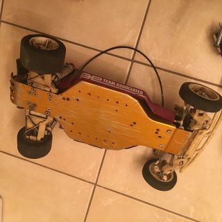 Vintage 1984 Team Associated RC 10 Gold Pan Chassis PLUS MORE PARTS HOT ROD SEE 6