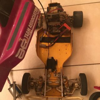 Vintage 1984 Team Associated RC 10 Gold Pan Chassis PLUS MORE PARTS HOT ROD SEE 7