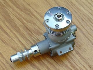 Vintage Dooling 29 Model Airplane Engine,  Never Mounted 7