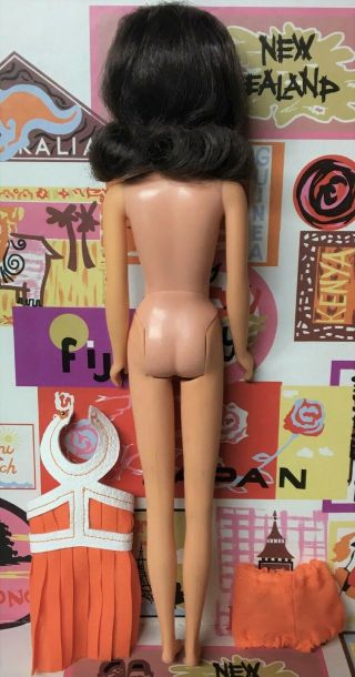 Yes it ' s Vintage Barbie Cousin Brunette No Bangs Francie Doll byApril 12