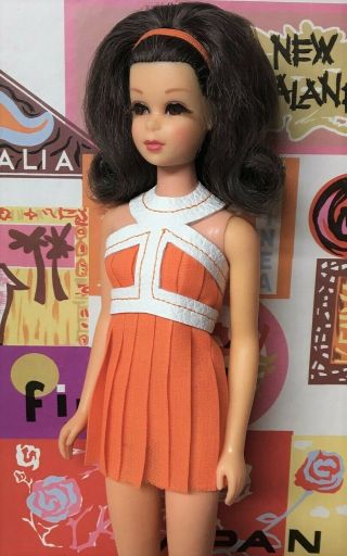 Yes it ' s Vintage Barbie Cousin Brunette No Bangs Francie Doll byApril 6