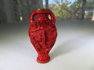 Chinese Red Lacquer Snuff Bottle
