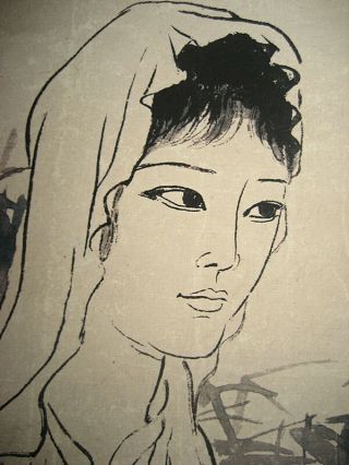 Hand - painted scroll painting by Xu Beihong : 徐悲鸿 GuanYin观音 8