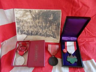 Antique Japanese World War Ii 2 Ww2 Medal Set And Photograph Japan