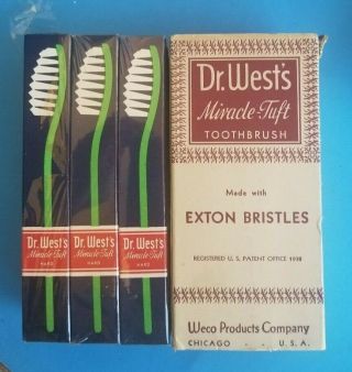 Vintage Dr.  West ' s miracle tuft toothbrush clear case 1940s - 1950s WWII WW2 NOS 2