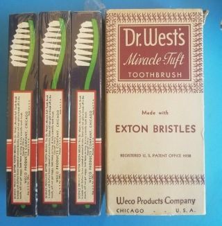 Vintage Dr.  West ' s miracle tuft toothbrush clear case 1940s - 1950s WWII WW2 NOS 3