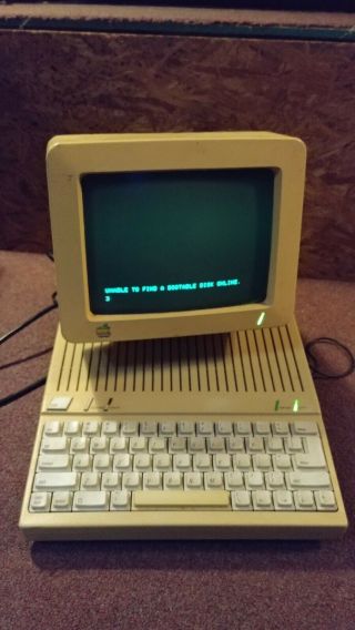 Vintage Apple iic plus and monitor 2