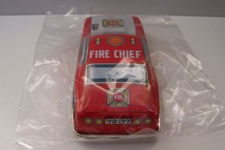 VINTAGE 1960 ' s FIRE CHIEF TIN TOY FRICTION CAR MADE IN JAPAN 