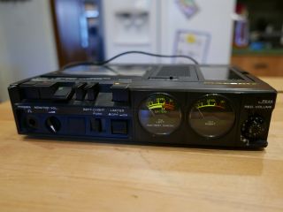 Vintage MARANTZ PMD420 Professional field stereo cassette Player / Recorder 2