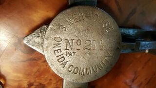 Newhouse 21 1/2 Antique Animal Trap,  Oneida Community,  flat link chain and ring 2