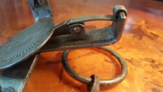 Newhouse 21 1/2 Antique Animal Trap,  Oneida Community,  flat link chain and ring 4