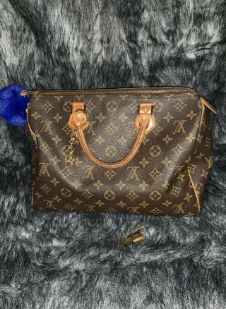 Authentic Vintage Louis Vuitton Speedy 30 Monogram