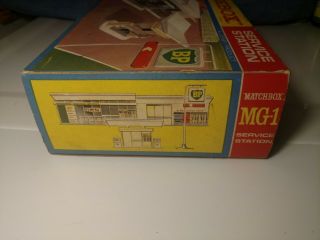 Vintage Lesney Matchbox BP Service Station MG - 1 Old Store stock (never opened) 3
