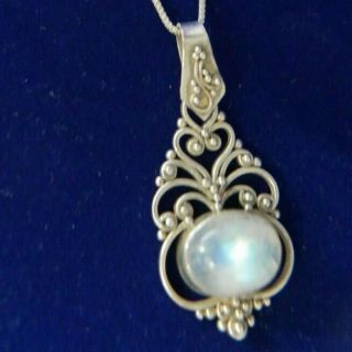 Moonstone Hand Wrought Vintage 0.  925 Sterling Silver Pendant 18 " Necklace