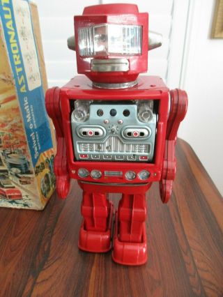 VINTAGE SWIVEL - O - MATIC RED ASTRONAUT ROBOT W/ BOX - HORIKAWA JAPAN 1960s 2