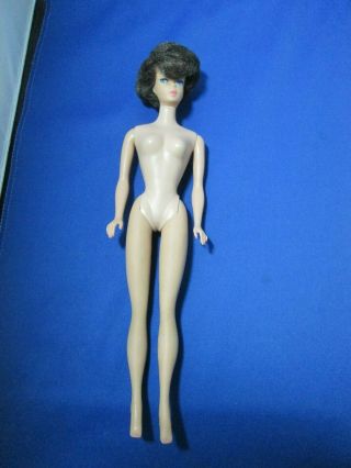 Vintage BARBIE Doll - Brunette Bubblecut 850 - Turquoise Sheath Bow dress - BOX 8
