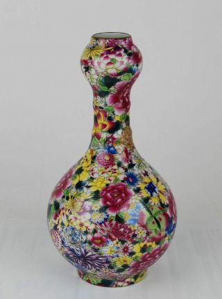 China Flowers Enamel Relief Garlic Head Vase Qing Qianlong Seal