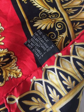 ATELIER VERSACE Vintage Baroque Art Nouveau Red Gold Scarf.  100 Silk 6