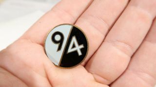 Wwii Theater Made Us Army 94th Infantry Division Di Dui Pinback Pin Back