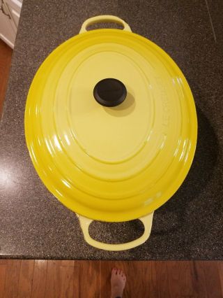 VINTAGE LE CREUSET 40 OVAL DUTCH OVEN 15 1/2 QUARTS WITH LID YELLOW 2
