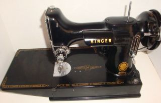 Vintage Lovely 1955 Featherweight 221 Singer Sewing Machine With Accessories