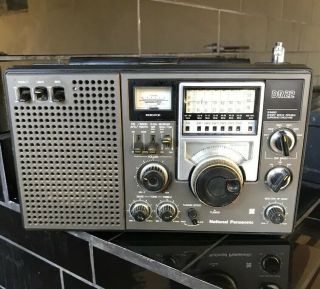 Vintage Portable Radio National Panasonic Rf - 2200 Dr22 Receiver Am Fm